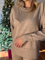 COORDINATO CON INSERTI IN LUREX ORO