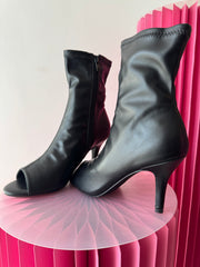 Stivaletto punta aperta