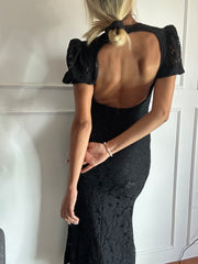 Abito scollo schiena