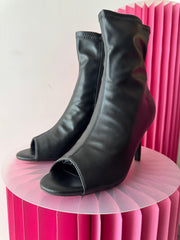 Stivaletto punta aperta