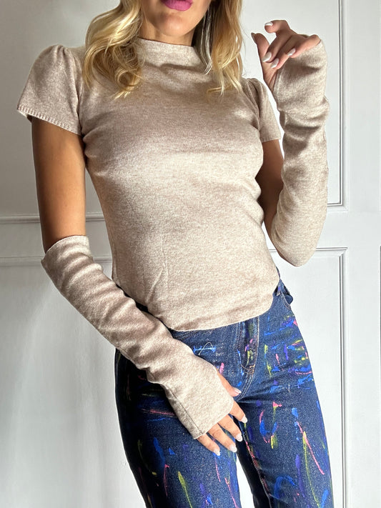 Maglia con manicotti