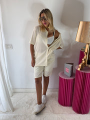 COORDINATO VISCOSA CON BERMUDA E CAMICIA TRAFORATA colore panna