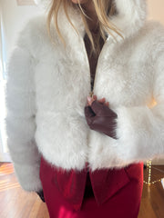 ECO-PELLICCIA CORTA CON CAPPUCCIO BIANCA